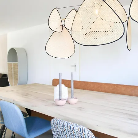 Tatil Evi Modern Coastal Retreat With Garden *